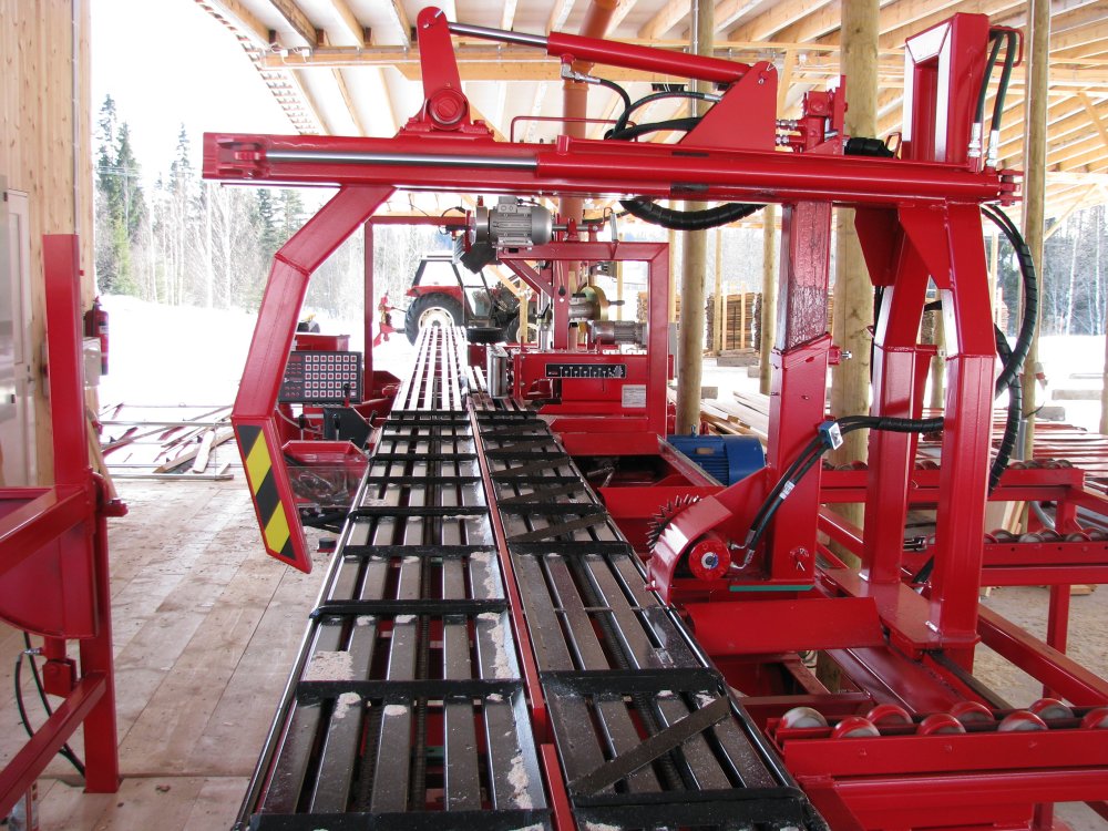 Пилорама великий новгород. Требуются рабочие на пилораму. Доможирово лесопильный завод. Пилорама великий новгород. Пилорама ласьва.